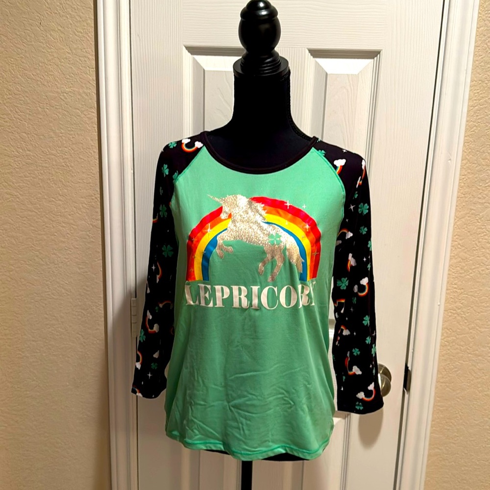 St. Patrick’s Day Long Sleeve T-Shirt Sz. Medium